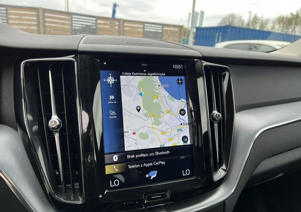 Volvo XC 60 cena 139900 przebieg: 102076, rok produkcji 2019 z Przecław małe 742